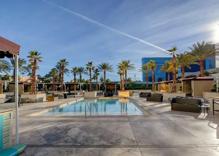Mgm Signature-17-606 Jacuzzi Studio